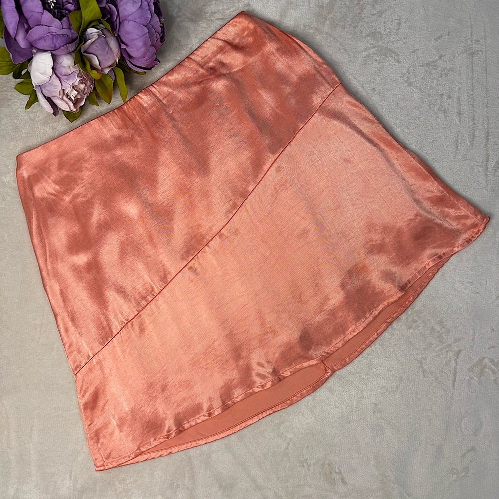URBAN Romantics Satin Mini Skirt in Peachy Coral